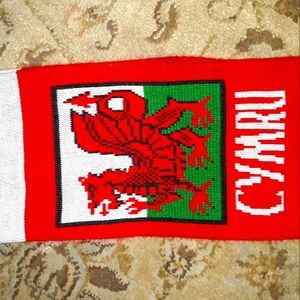 Cymru/wales football scarf
